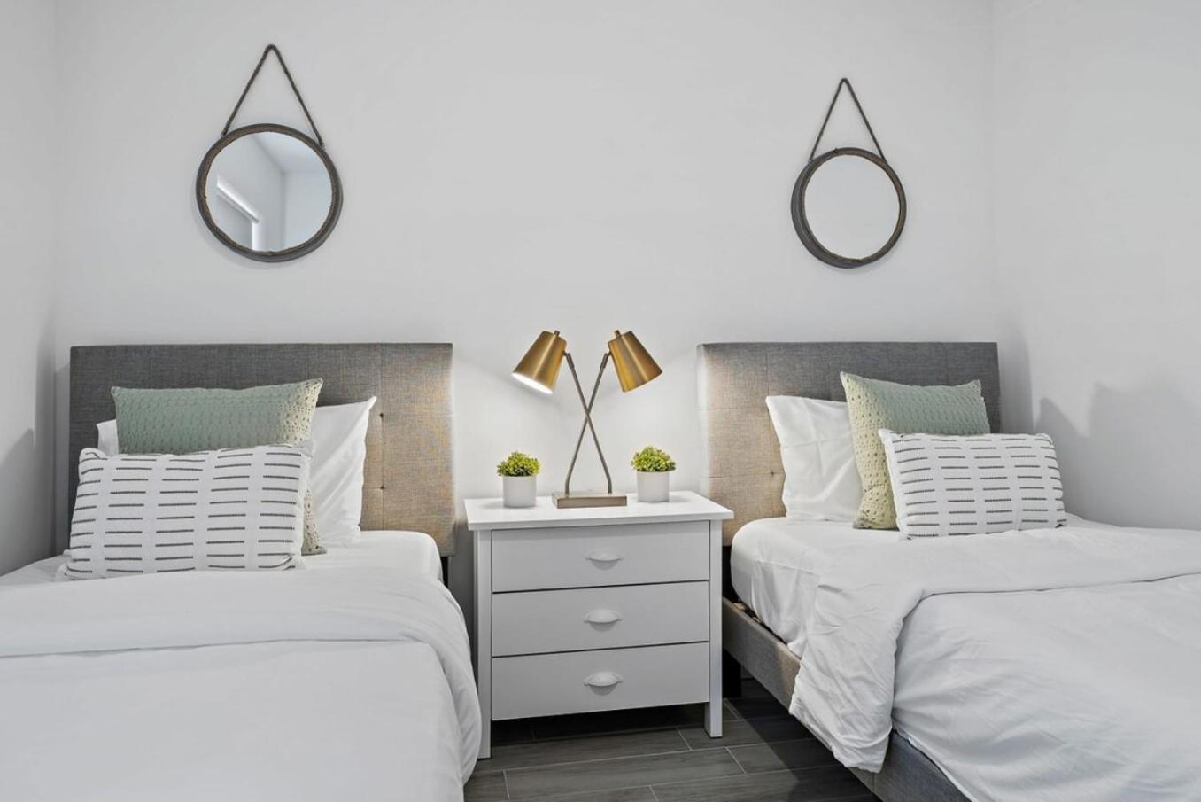New! Few Minutes To Downtown, 10 To The Beach! West Palm Beach Exterior photo